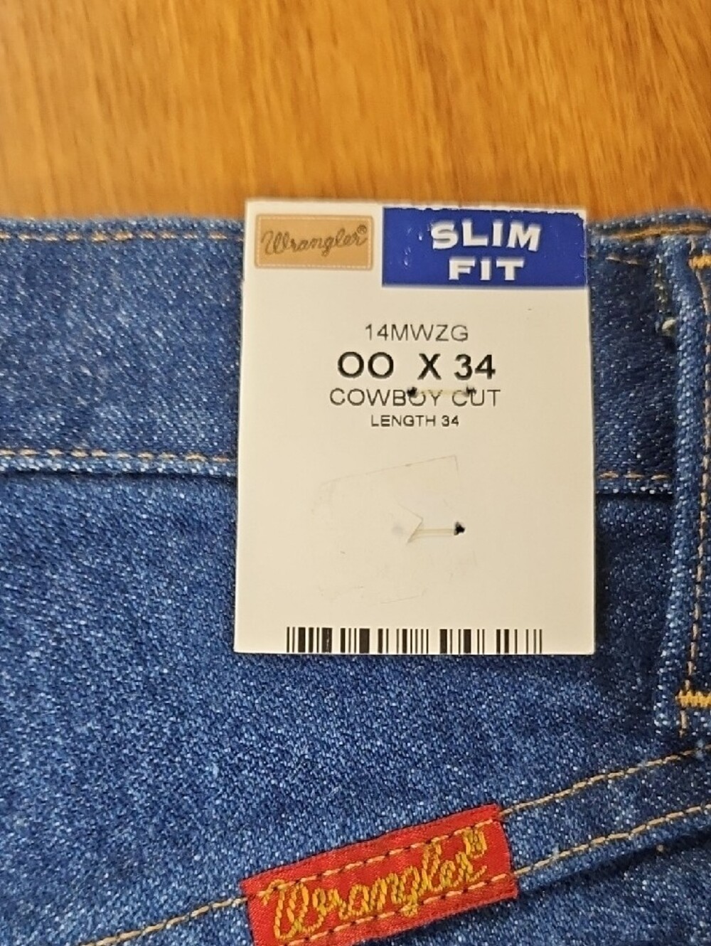 Wrangler Cowboy Cut Slim Fit Jeans - Blue Denim 00X34 - Picture 2 of 5